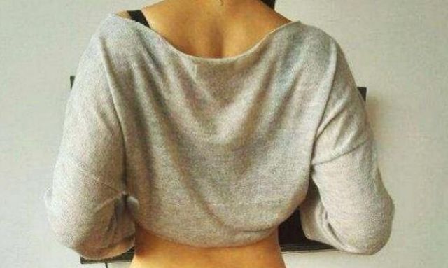 女人腰后的两个窝，是什么呢？为什么只有极少数女人才有？休闲区蓝鸢梦想 - Www.slyday.coM