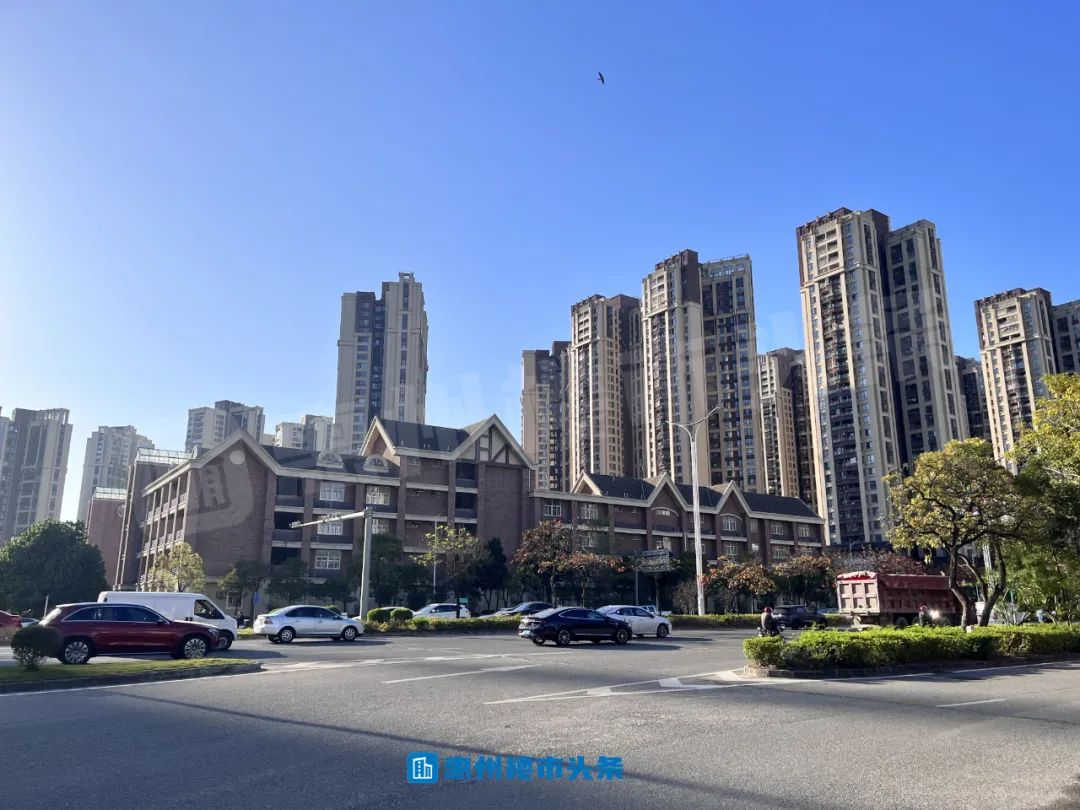 空置多年！金山湖岛内中心地块疑似开建！休闲区蓝鸢梦想 - Www.slyday.coM