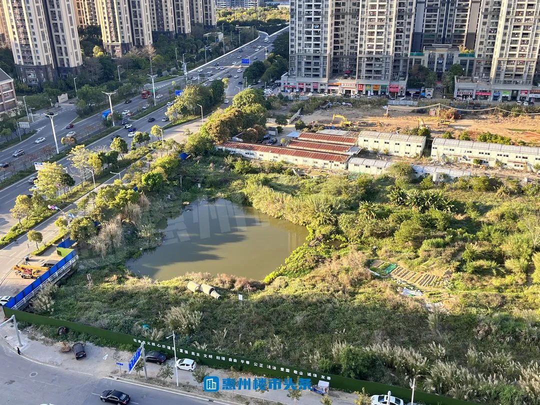 空置多年！金山湖岛内中心地块疑似开建！休闲区蓝鸢梦想 - Www.slyday.coM