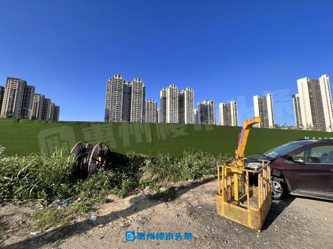 空置多年！金山湖岛内中心地块疑似开建！休闲区蓝鸢梦想 - Www.slyday.coM