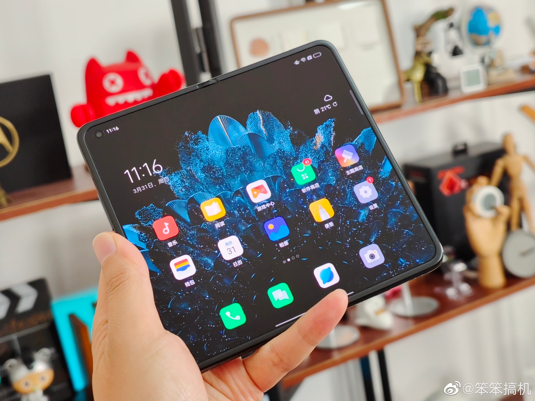 确实，现在的年轻人不像之前那么爱换手机了……休闲区蓝鸢梦想 - Www.slyday.coM