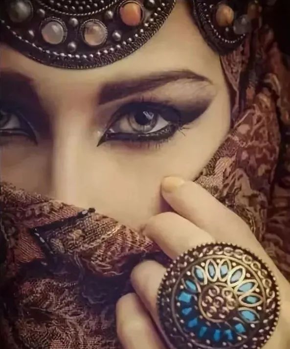 波斯美女到底有多美异国风情