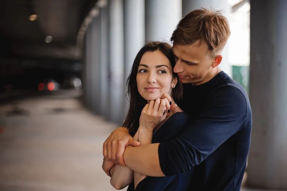 感情中，男人对女人冷暴力的原因就三点，看清就会应对了休闲区蓝鸢梦想 - Www.slyday.coM