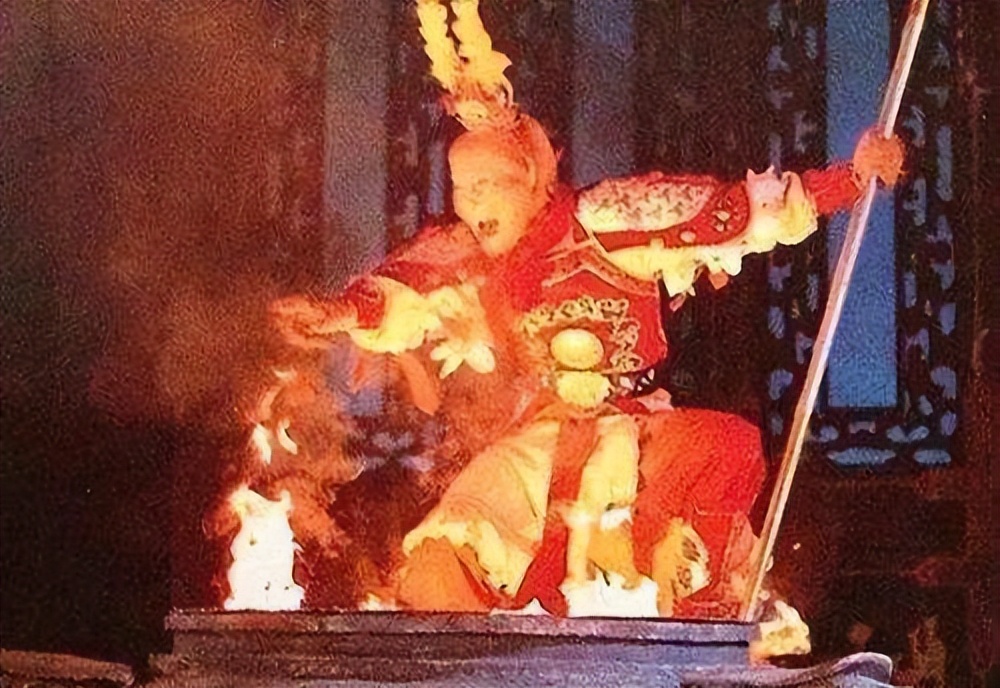 太上老君的八卦炉能炼丹炼器为何烧不死孙悟空