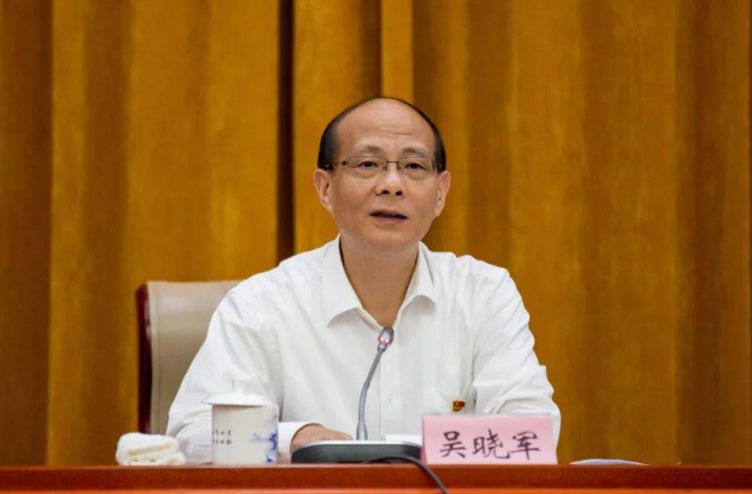 吴晓军任青海省代省长