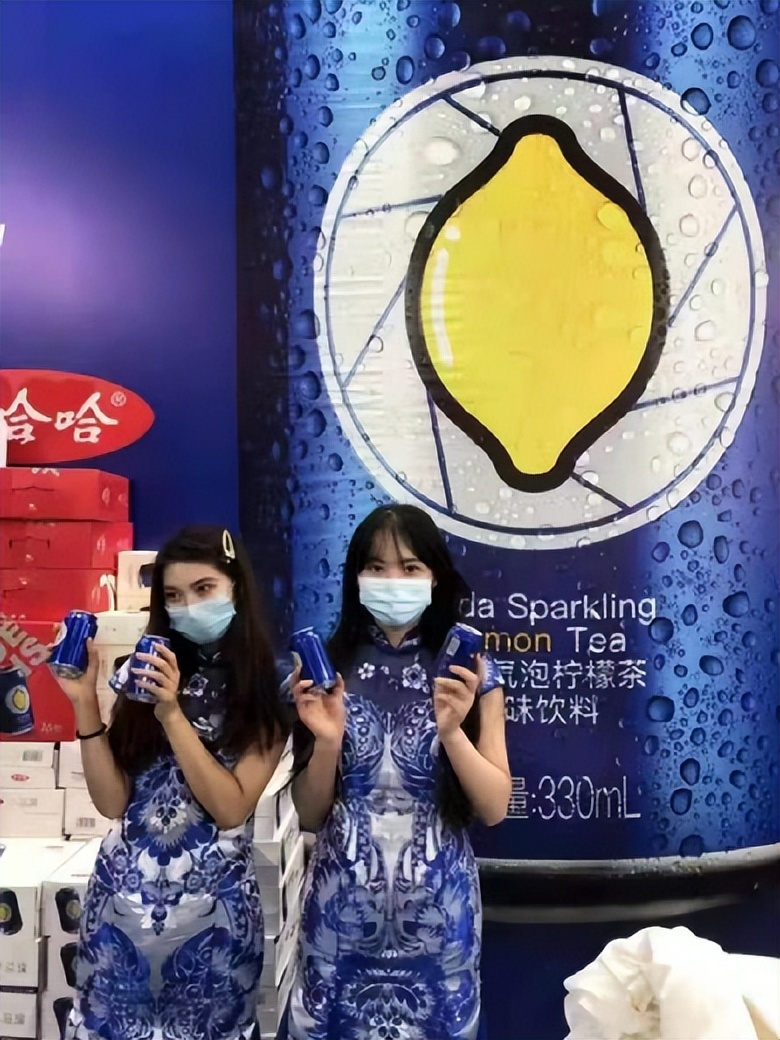 入局千亿气泡水赛道高调推出小蓝罐的娃哈哈被坑了