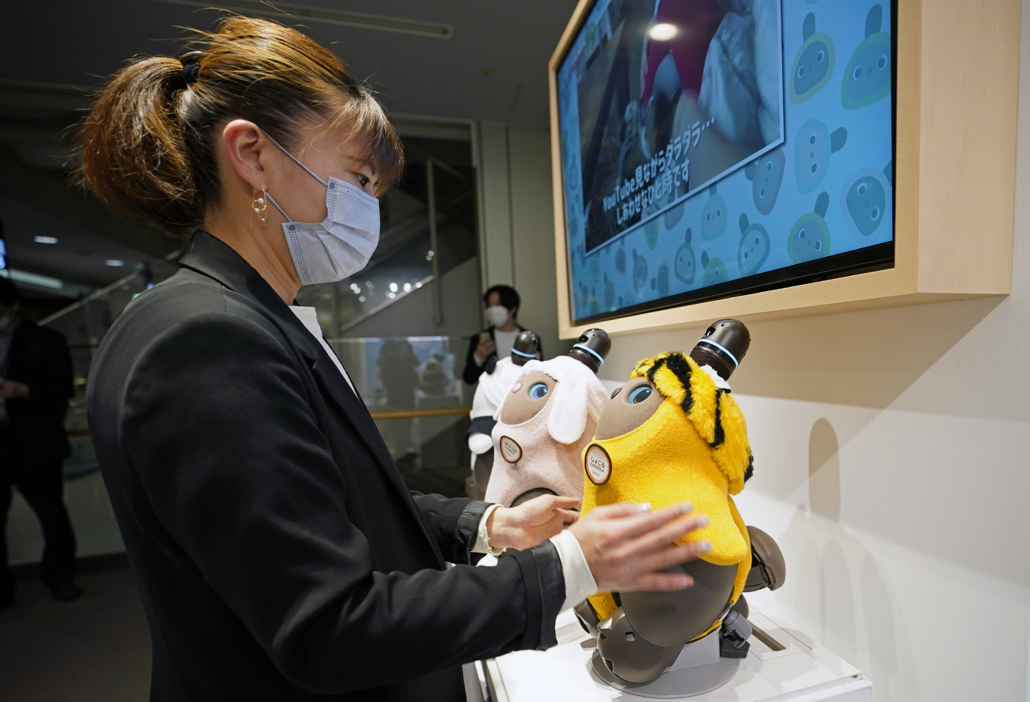 日本lovot机器人图片