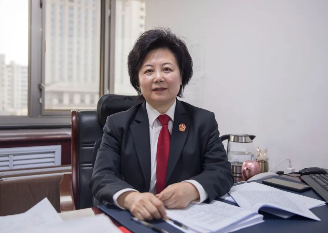 审理近4000件案件无一错案这个全国法院先进个人在点滴中传递司法善意