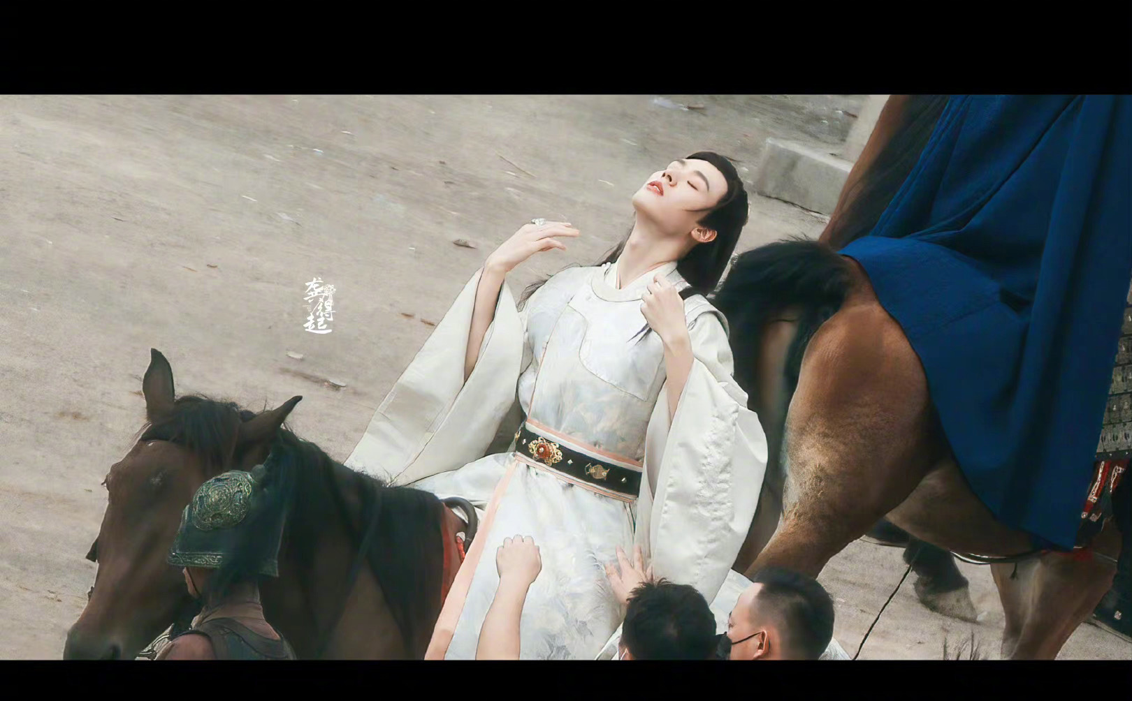 龚俊主演安乐传白衣骑马路透来了