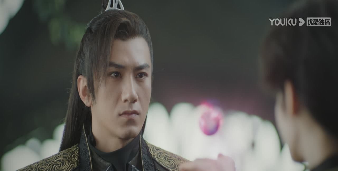 主角没配角的戏精彩,《与君初相识》的剧情,真个好魔幻!休闲区蓝鸢梦想 - Www.slyday.coM