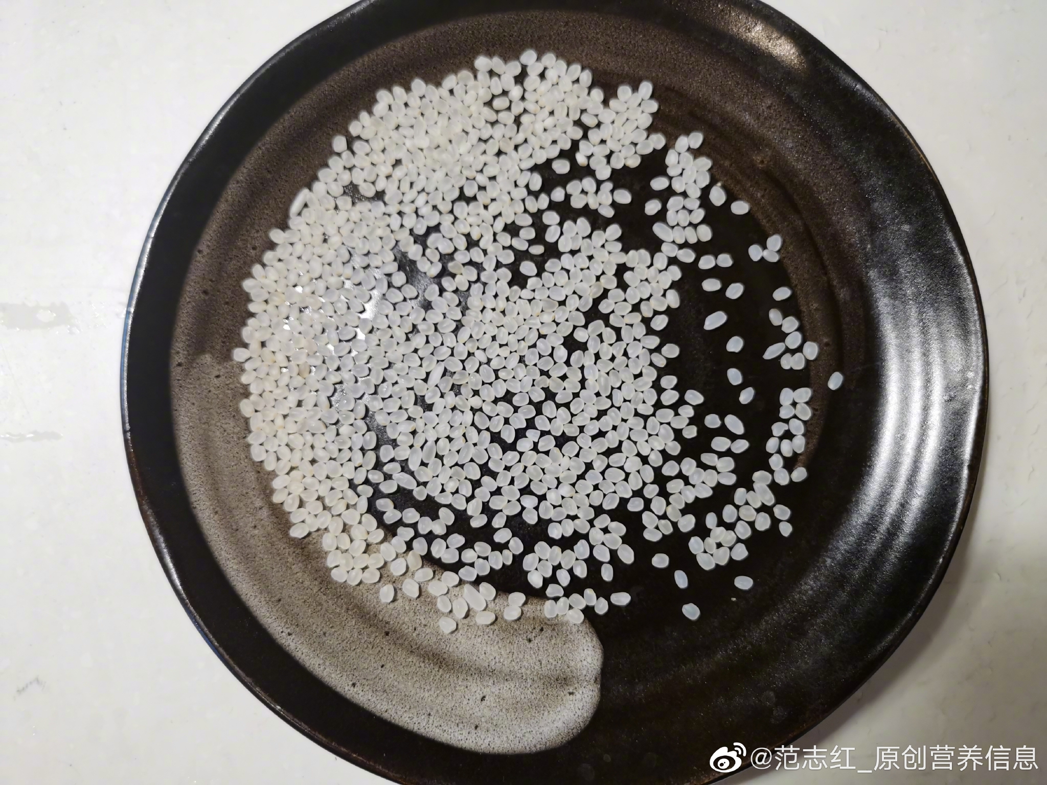 我很惊讶地吃到了一种几乎是圆形的米粒