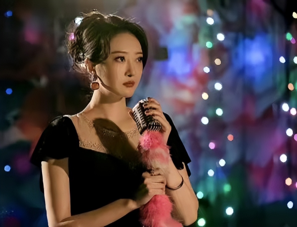 看的观众深入了解这个故事,毛琴和黄中华的感情线非常生硬显得不自然