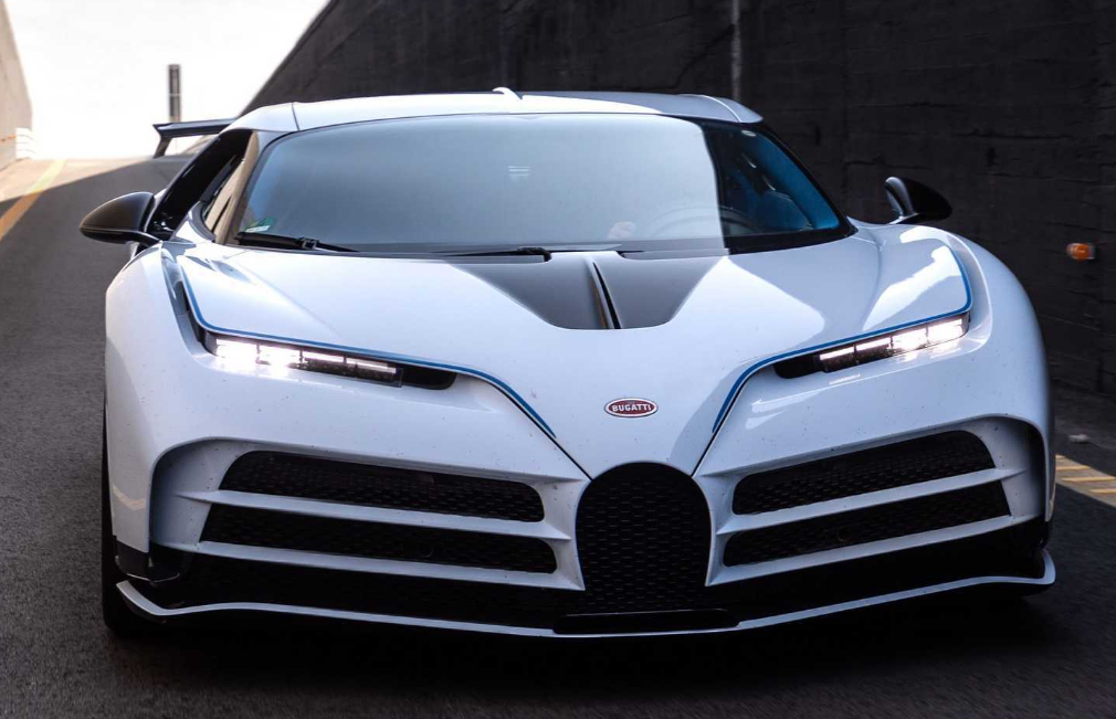 布加迪centodieci测试车亮相预计2022年底交付