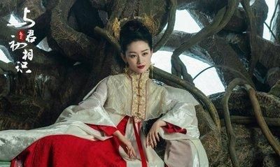 《与君初相识》:顺德被纪云禾毁容,崩溃惨叫,这下师傅不爱她了休闲区蓝鸢梦想 - Www.slyday.coM 《与君初相识》:顺德被纪云禾毁容,崩溃惨叫,这下师傅不爱她了休闲区蓝鸢梦想 - Www.slyday.coM