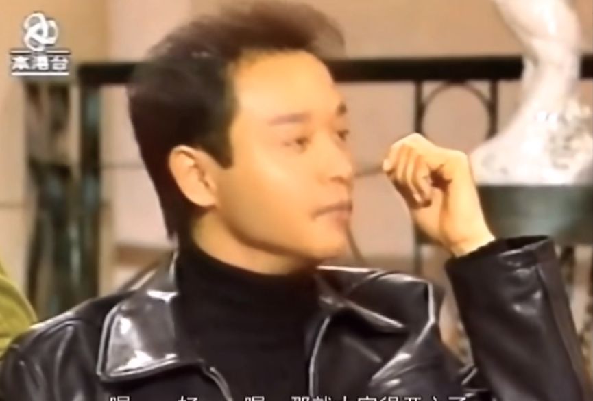 19年后再看唐鹤德:才明白他对张国荣的“宠爱”,堪称世间罕有休闲区蓝鸢梦想 - Www.slyday.coM 19年后再看唐鹤德:才明白他对张国荣的“宠爱”,堪称世间罕有休闲区蓝鸢梦想 - Www.slyday.coM