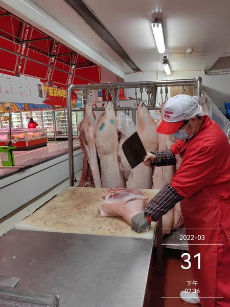 为让更多市民吃上肉，“肉课刀手”连续分切18小时休闲区蓝鸢梦想 - Www.slyday.coM