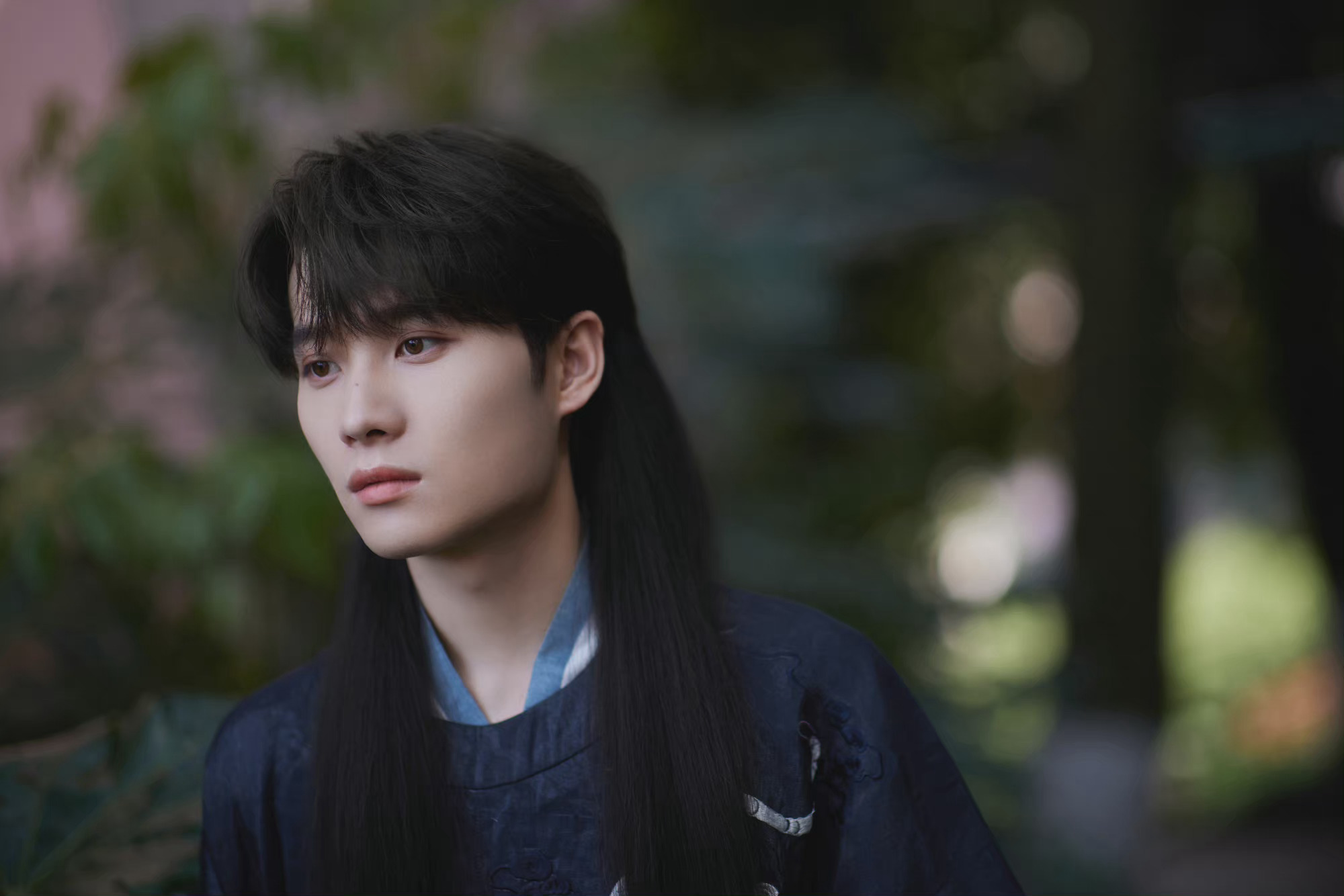 终于等到井胧穿汉服唱歌了这身造型真的是太帅了吧