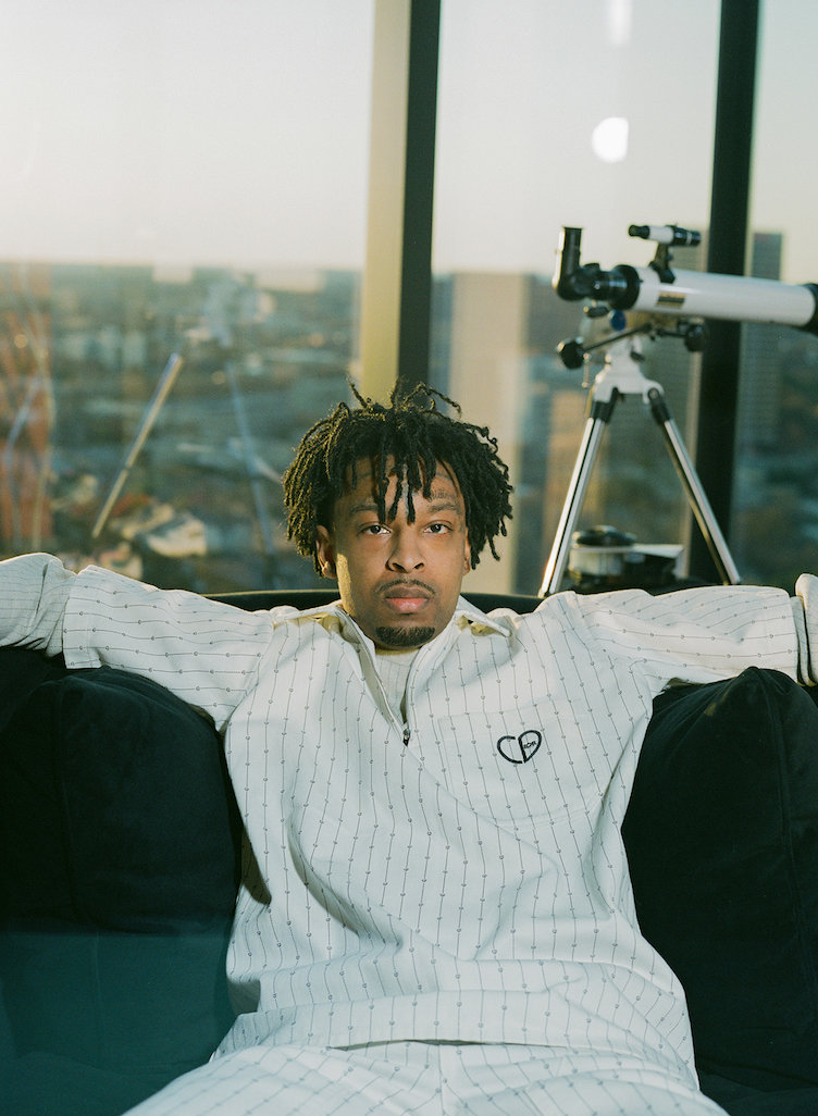 21savageforhauteliving对不起我严肃不起来