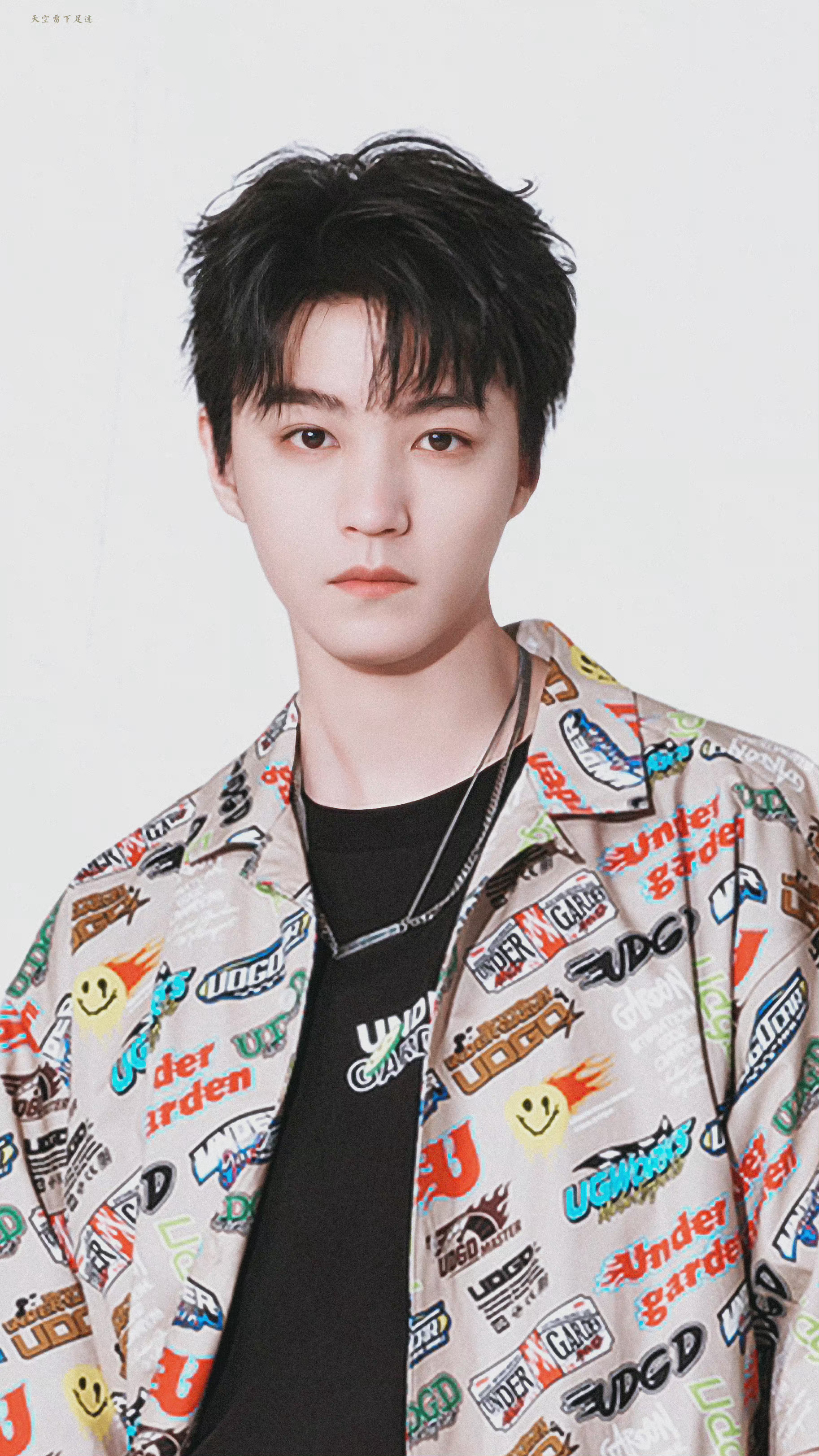 tfboys-王俊凯帅气有型的代言人,扑面而来的少年感