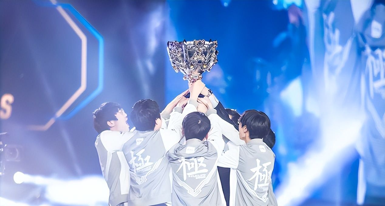 IG是一个福地?效力过IG的都取得不错成绩,为何IG忍痛放弃他们?休闲区蓝鸢梦想 - Www.slyday.coM IG是一个福地?效力过IG的都取得不错成绩,为何IG忍痛放弃他们?休闲区蓝鸢梦想 - Www.slyday.coM