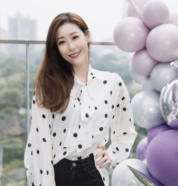 初代星女郎无戏拍39岁容貌依旧在线李卉的星路坎坷