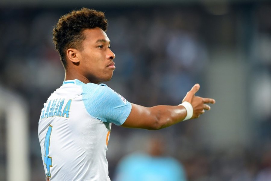 意媒称曼联今夏需要引进的位置中,后腰是重点区域之一|卡马拉|曼联