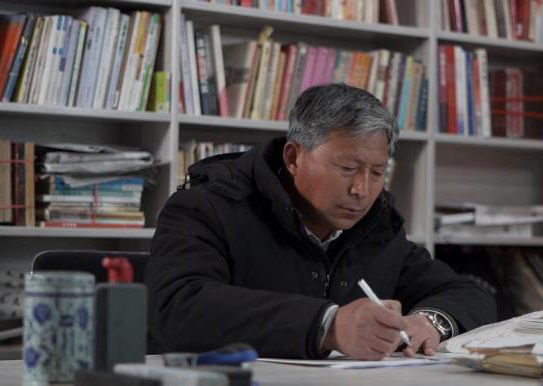 【最闪亮的坐标】江苏盐城：三代人接力守墓75年 为300多名烈士找到“家人”休闲区蓝鸢梦想 - Www.slyday.coM