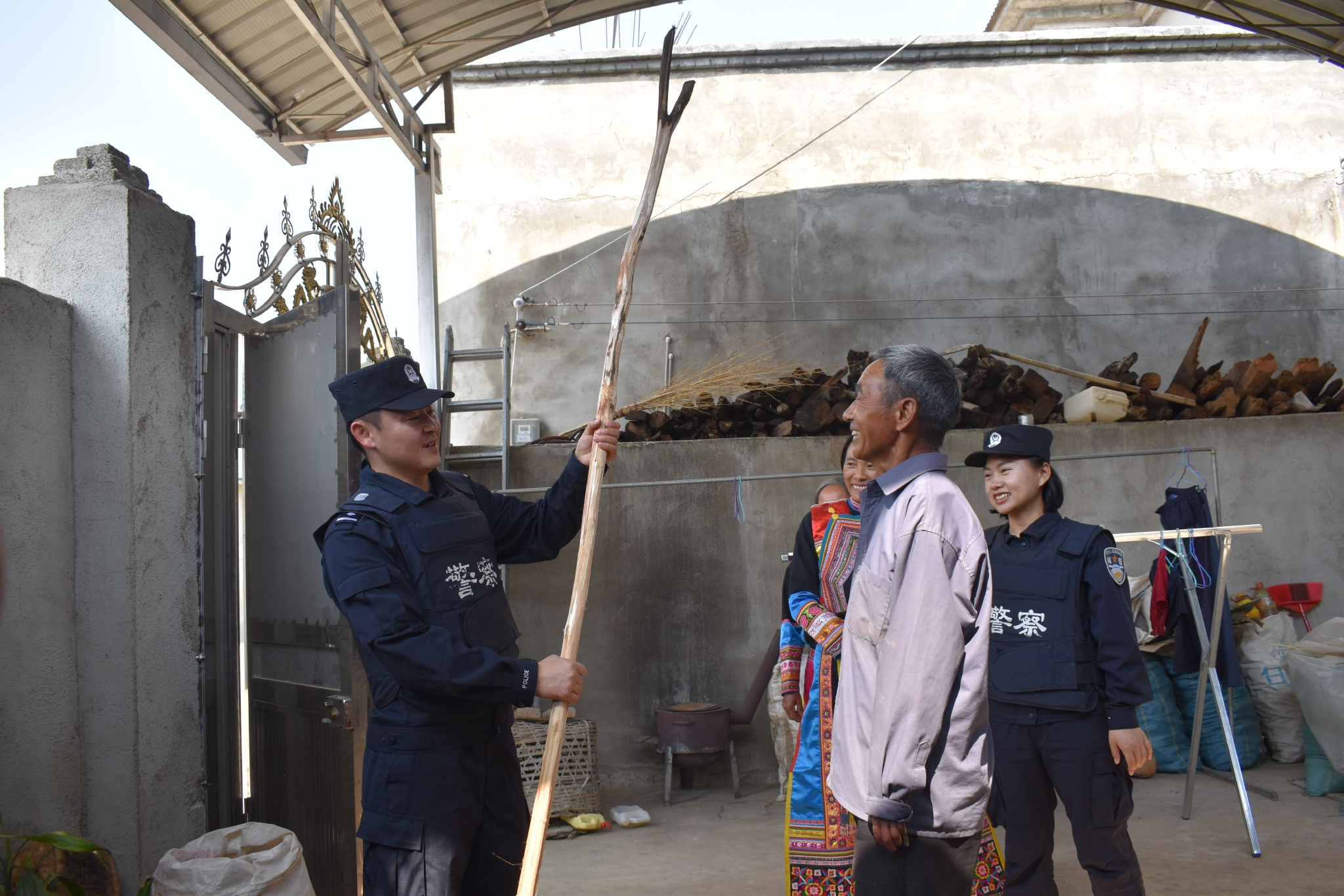 在槟榔江畔架起一座“民心桥”休闲区蓝鸢梦想 - Www.slyday.coM