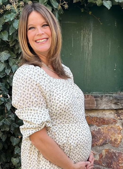 沉甸甸!怎么能找到代孕母"经验妈妈"-第2张图片-马山博客