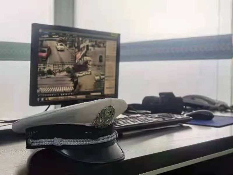 浙江36岁辅警因公殉职，他遇险前最后一句话令人泪崩…休闲区蓝鸢梦想 - Www.slyday.coM