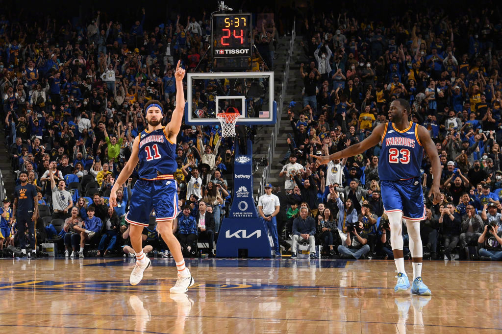 勇士21分大逆转，正式锁定季后赛！克莱找回自己，普尔功不可没休闲区蓝鸢梦想 - Www.slyday.coM