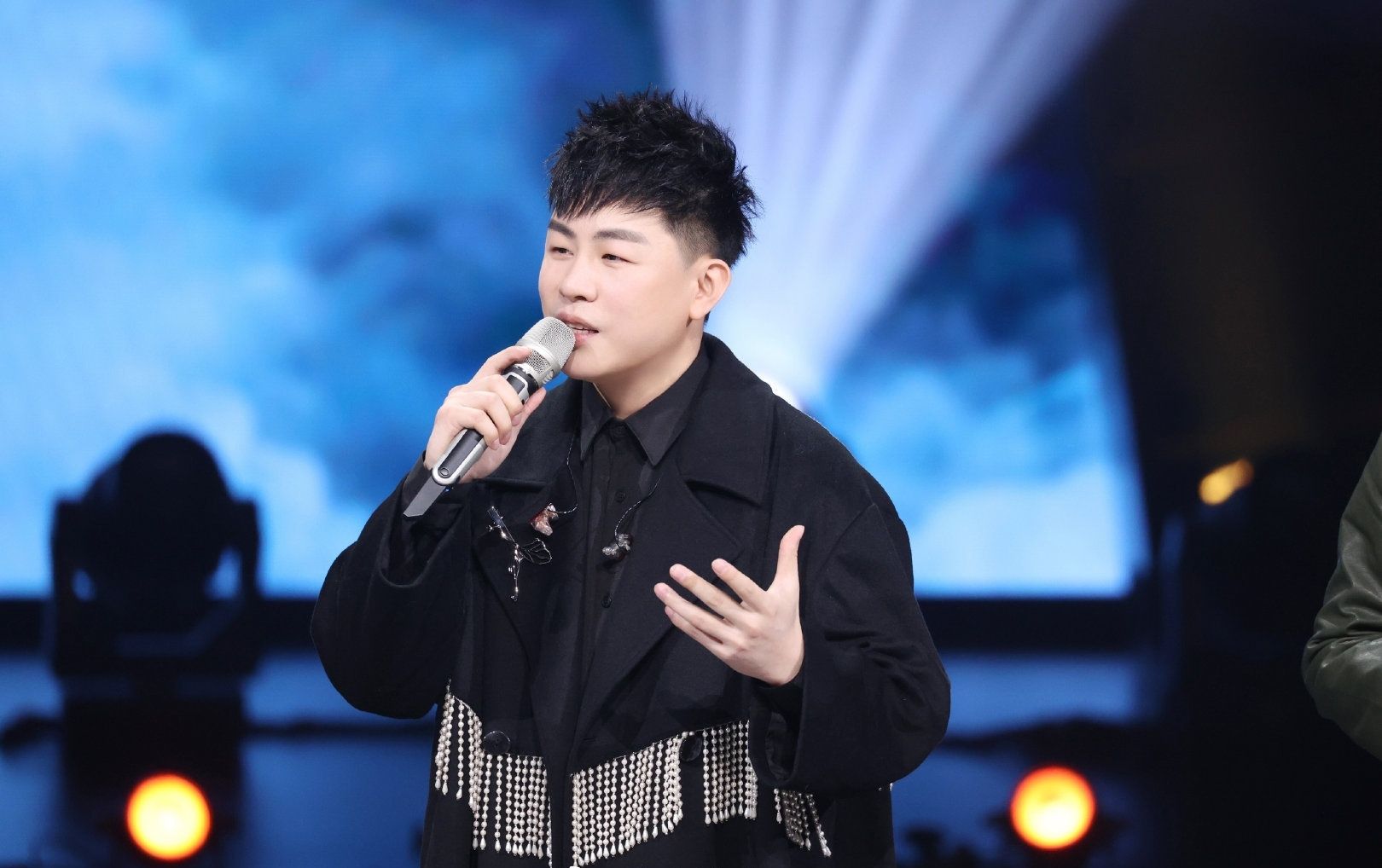 《天赐的声音》炮轰翻唱的文章下,我看到有网友在评论中提到胡彦斌,称