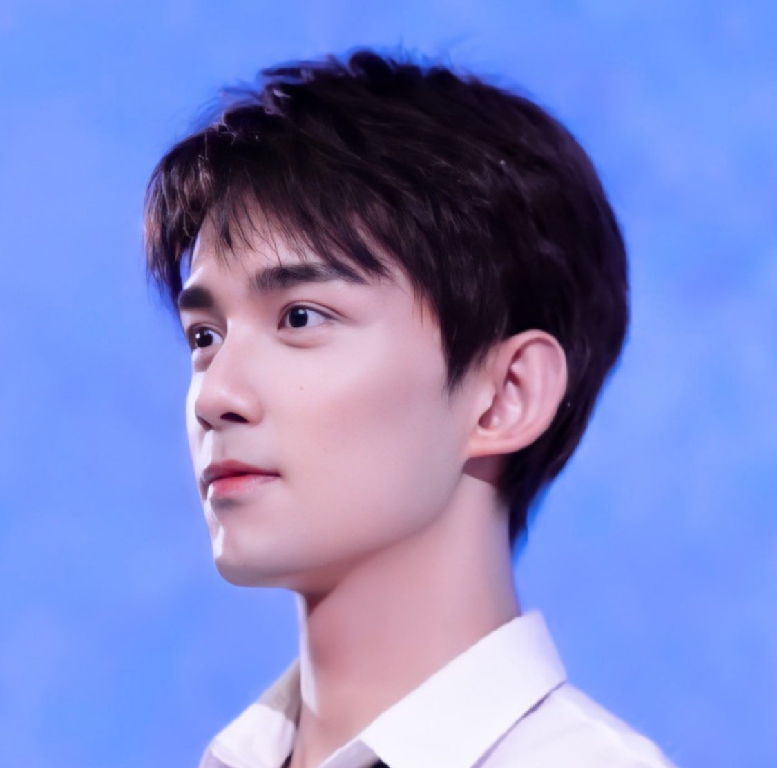 胡歌新电影,阵容有惊喜?黄磊、吴磊都曾出现!休闲区蓝鸢梦想 - Www.slyday.coM 胡歌新电影,阵容有惊喜?黄磊、吴磊都曾出现!休闲区蓝鸢梦想 - Www.slyday.coM