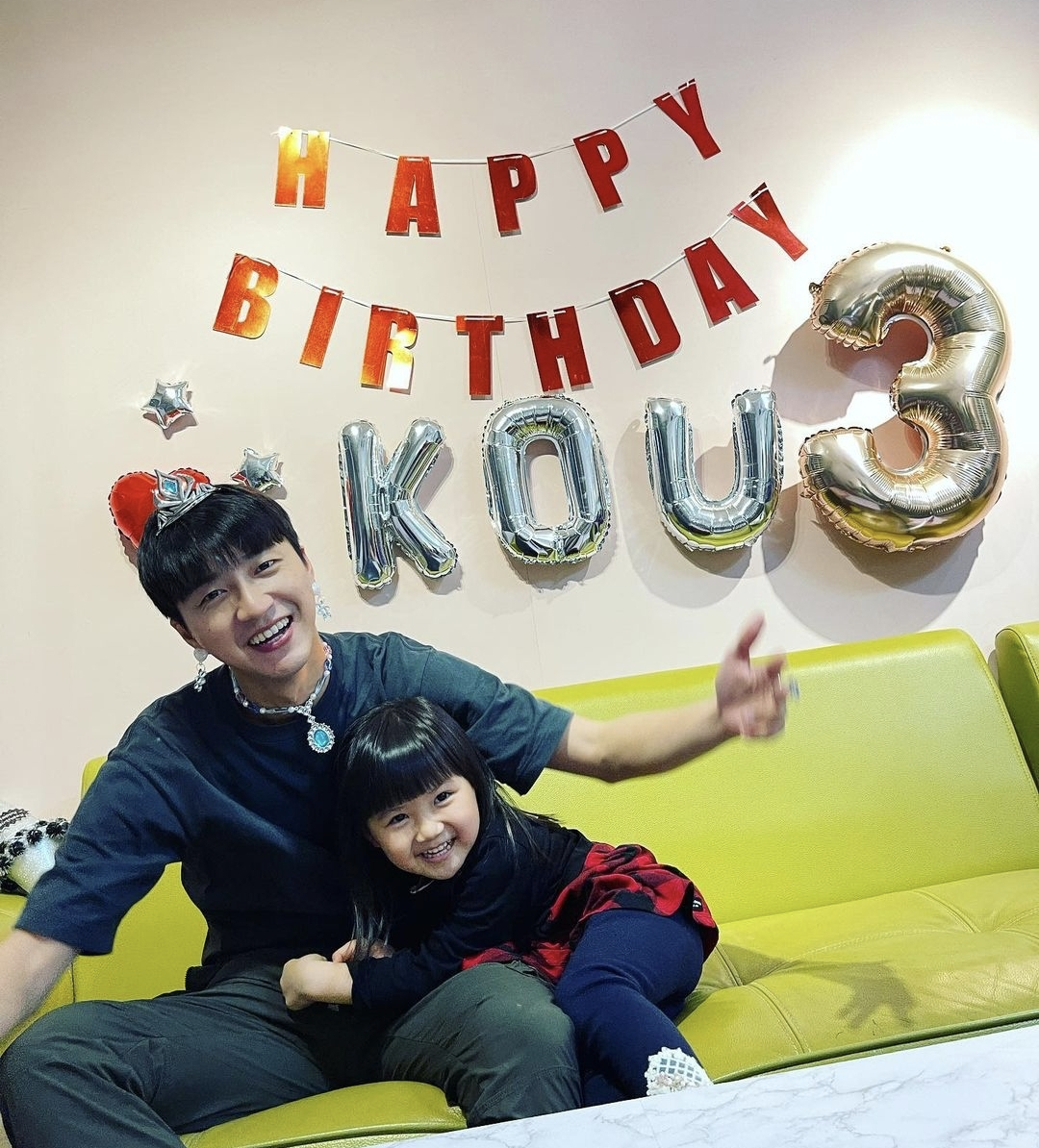 江宏杰为儿子庆祝3岁生日福原爱依然未现身离开儿女已超一年