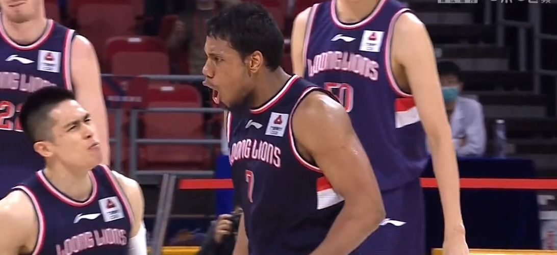 广州男篮的极限操作:郭士强变阵、四个铁人以及一个微波炉的故事休闲区蓝鸢梦想 - Www.slyday.coM 广州男篮的极限操作:郭士强变阵、四个铁人以及一个微波炉的故事休闲区蓝鸢梦想 - Www.slyday.coM