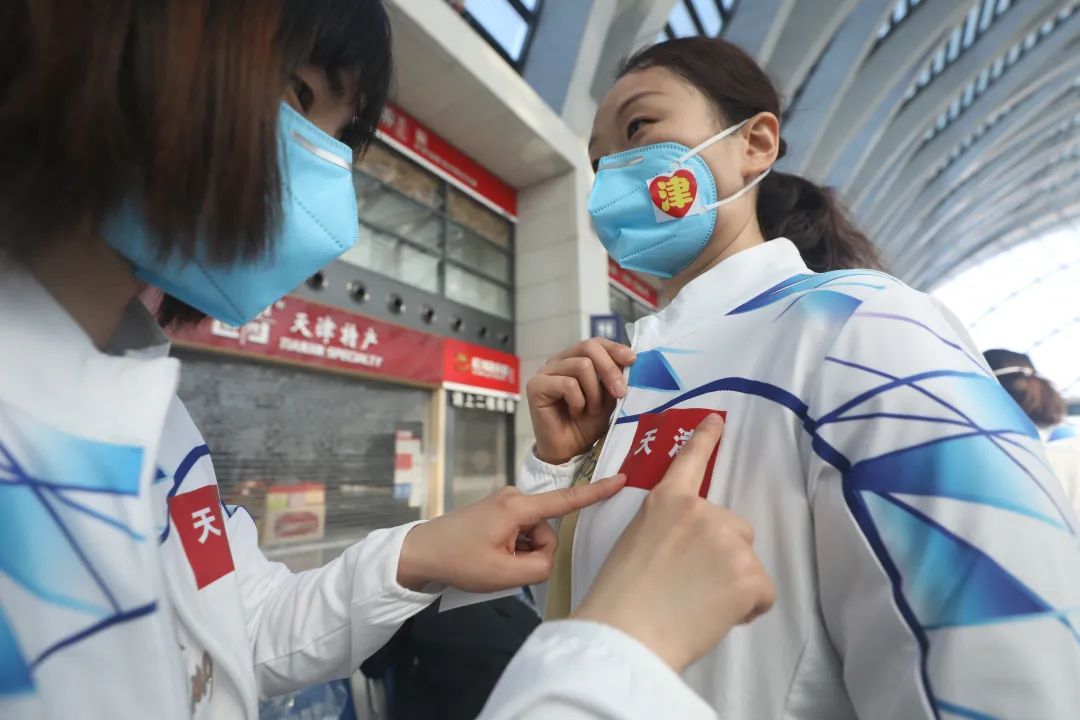 【关注】驰援上海！1500名医护人员“津”锐出征！休闲区蓝鸢梦想 - Www.slyday.coM