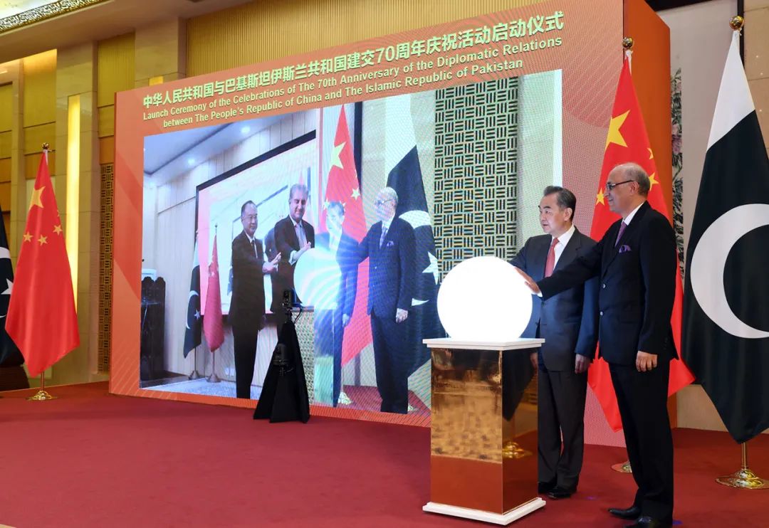 巴基斯坦也有政权更迭但为何一直跟中国这么铁
