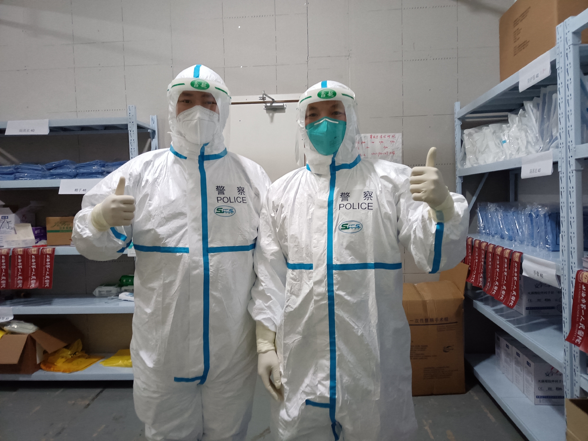 特殊集结！上海世博展览馆方舱医护说：警察“老娘舅”来了休闲区蓝鸢梦想 - Www.slyday.coM