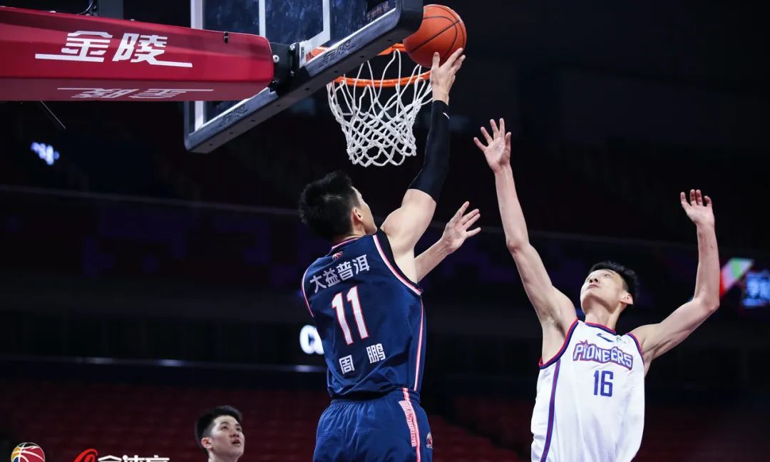 六人得分上双淘汰天津,华南虎八强赛迎战浙江休闲区蓝鸢梦想 - Www.slyday.coM