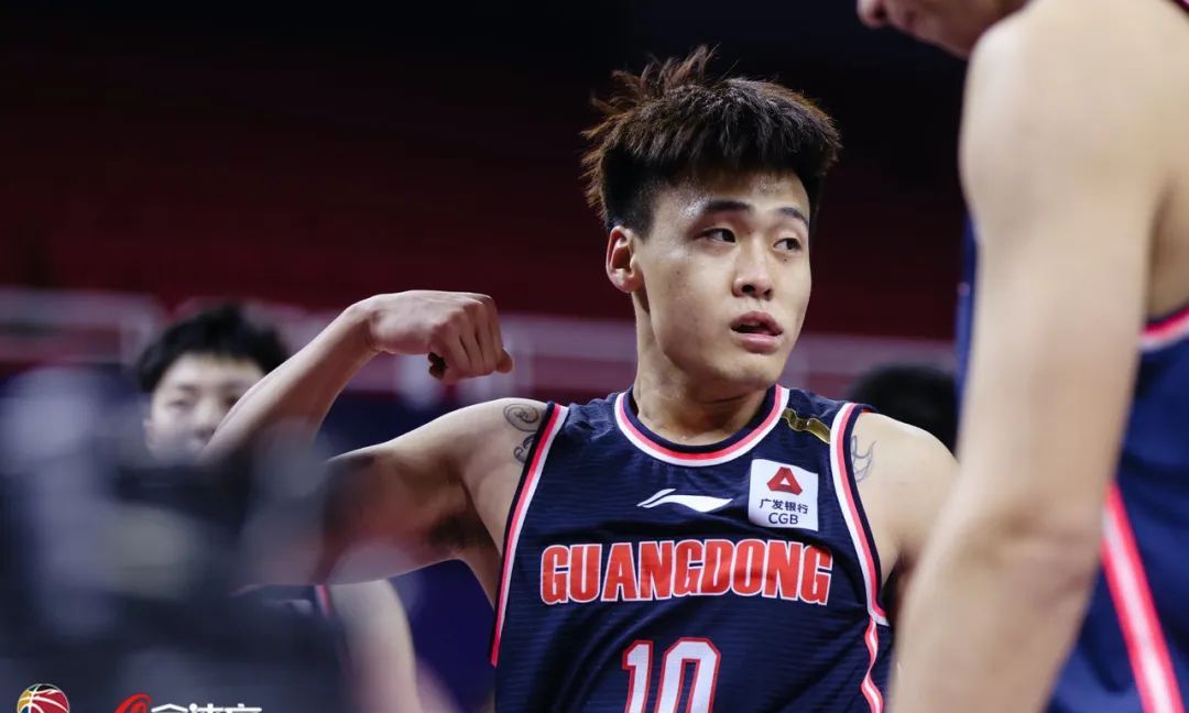 六人得分上双淘汰天津,华南虎八强赛迎战浙江休闲区蓝鸢梦想 - Www.slyday.coM