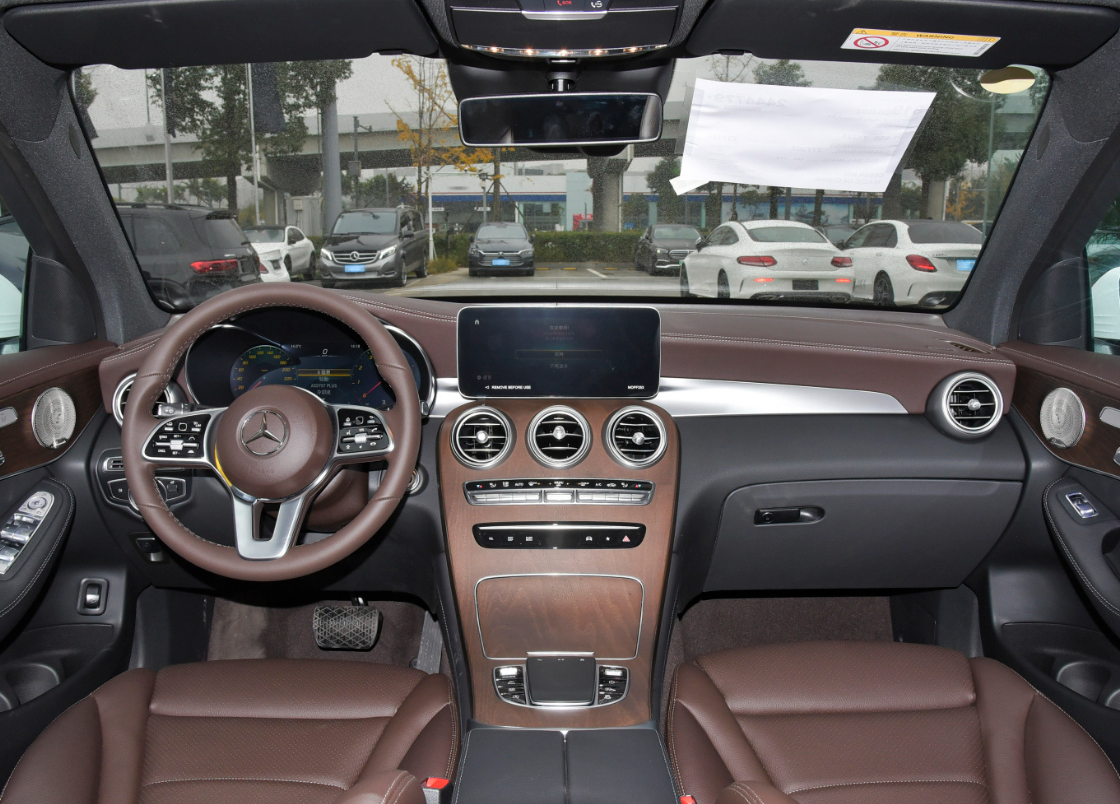 不仅换脸,还有S级同款内饰,新款奔驰GLC将6月1日全球首发