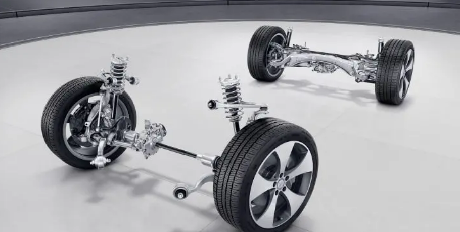 不仅换脸,还有S级同款内饰,新款奔驰GLC将6月1日全球首发