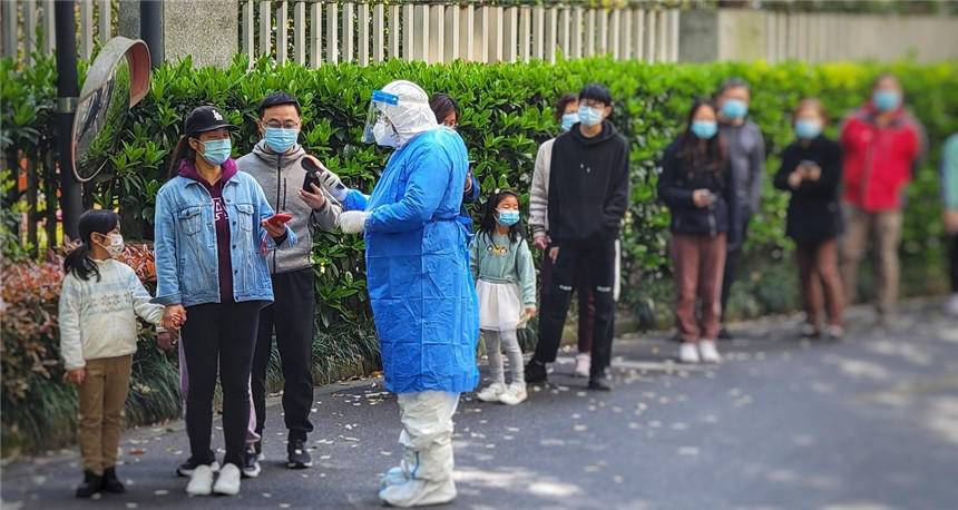 直击上海最大规模核酸检测：这个春天，我们一起守“沪”！休闲区蓝鸢梦想 - Www.slyday.coM