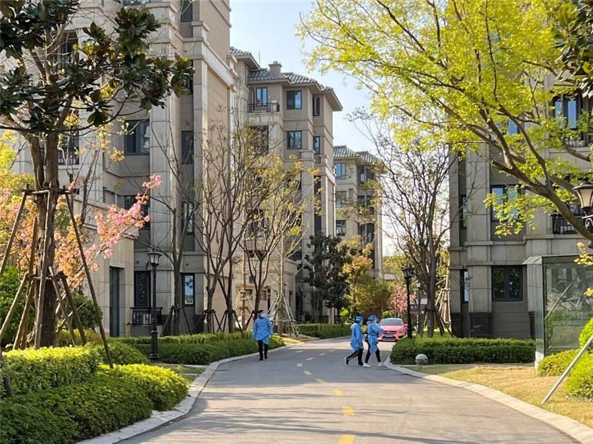 直击上海最大规模核酸检测：这个春天，我们一起守“沪”！休闲区蓝鸢梦想 - Www.slyday.coM