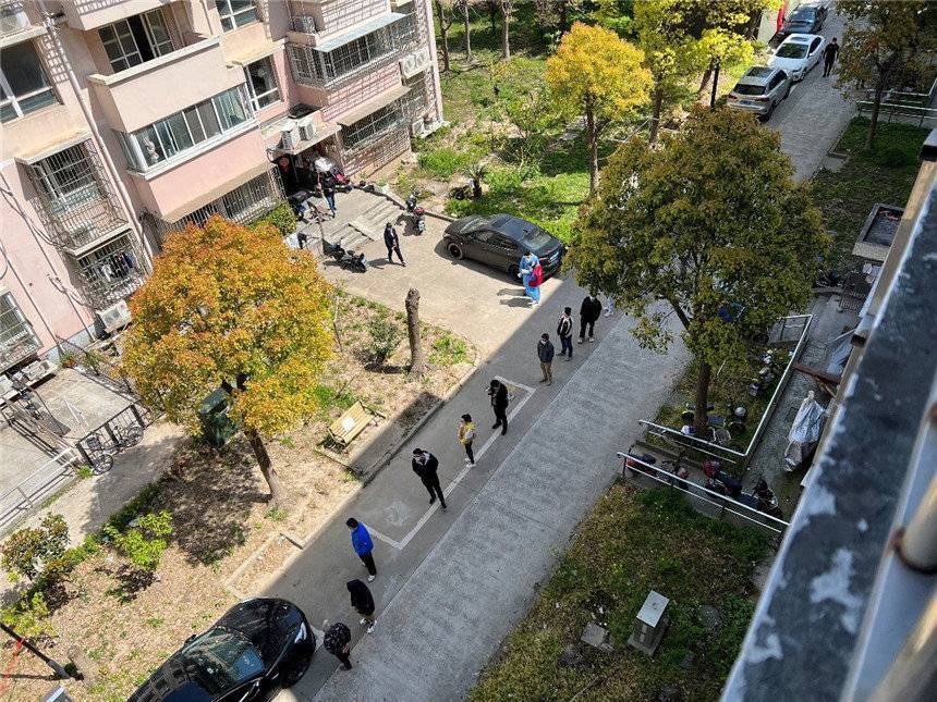 直击上海最大规模核酸检测：这个春天，我们一起守“沪”！休闲区蓝鸢梦想 - Www.slyday.coM