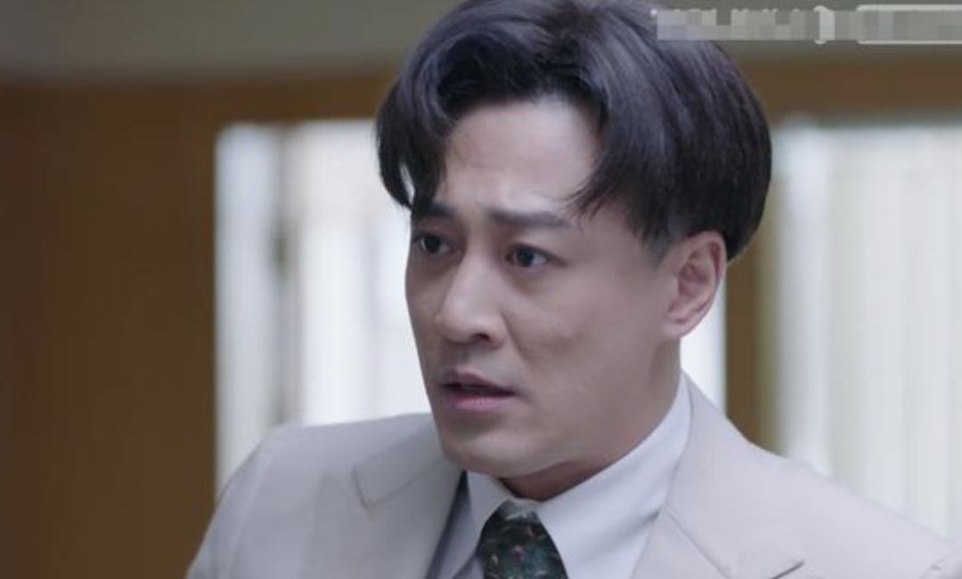 港片里惊为天人，到内地拍戏就成“精神小伙”，港圈男神颜值是谜休闲区蓝鸢梦想 - Www.slyday.coM