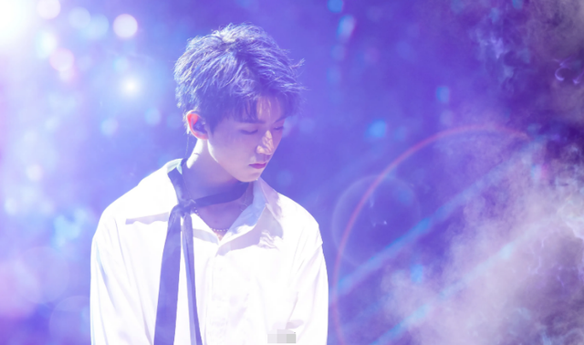 易烊千玺、王俊凯决裂?两家工作室连发声明,竟只为了一桩闹剧休闲区蓝鸢梦想 - Www.slyday.coM 易烊千玺、王俊凯决裂?两家工作室连发声明,竟只为了一桩闹剧休闲区蓝鸢梦想 - Www.slyday.coM