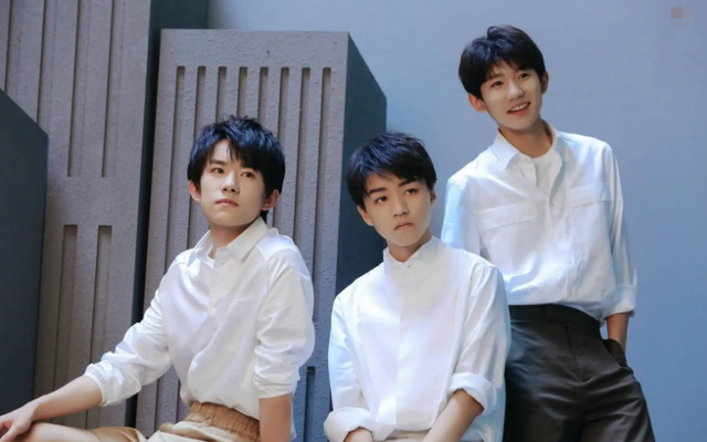 易烊千玺、王俊凯决裂?两家工作室连发声明,竟只为了一桩闹剧休闲区蓝鸢梦想 - Www.slyday.coM 易烊千玺、王俊凯决裂?两家工作室连发声明,竟只为了一桩闹剧休闲区蓝鸢梦想 - Www.slyday.coM