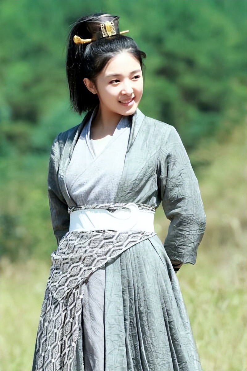 32岁张含韵新剧开播,灵气不输18年前