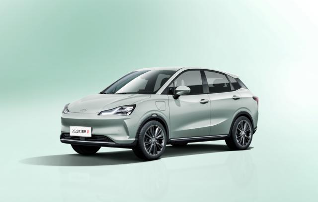 2022款哪吒U和2022款哪吒V将上市 分别搭载全球领先7nm车机芯片、同级最优智能辅助驾驶休闲区蓝鸢梦想 - Www.slyday.coM